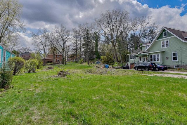 7431 Terrace Avenue, Middleton, WI 53562