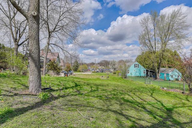 7431 Terrace Avenue, Middleton, WI 53562