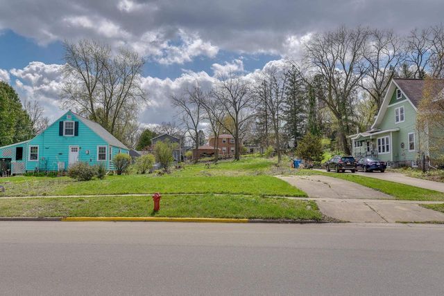 7431 Terrace Avenue, Middleton, WI 53562
