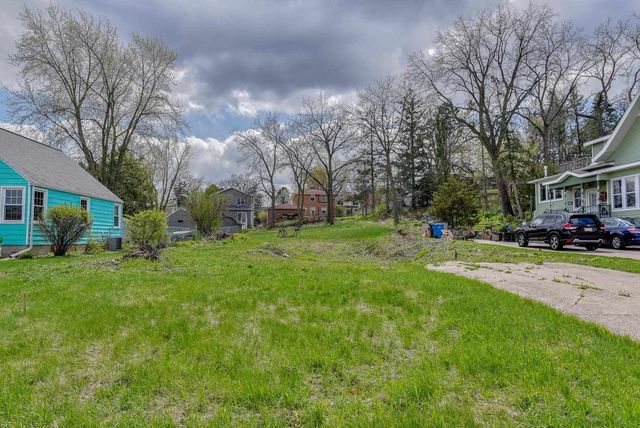 7431 Terrace Avenue, Middleton, WI 53562
