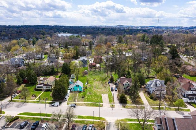 7431 Terrace Avenue, Middleton, WI 53562