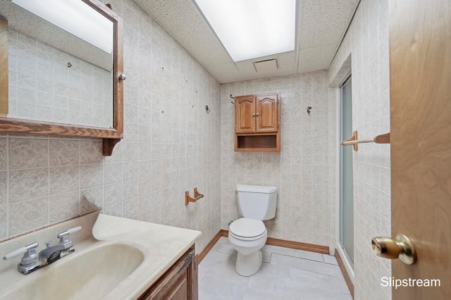 12390 Perry Road, Battle Creek, MI 49015