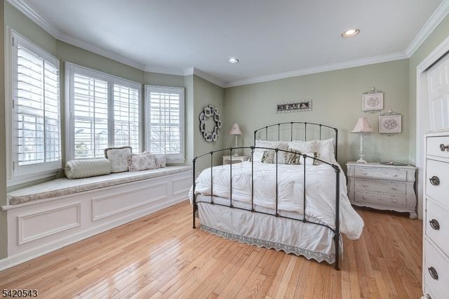 4 Reiher Ct, West Caldwell Twp., NJ 07006