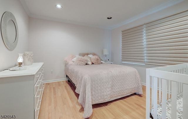 4 Reiher Ct, West Caldwell Twp., NJ 07006