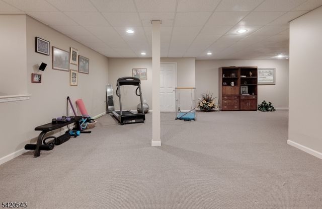 4 Reiher Ct, West Caldwell Twp., NJ 07006