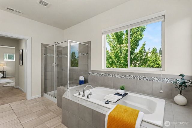 3720 196th Place SE, Bothell, WA 98012