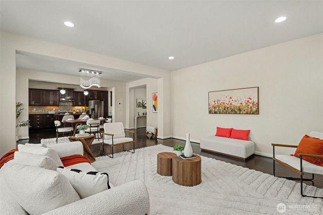 3720 196th Place SE, Bothell, WA 98012