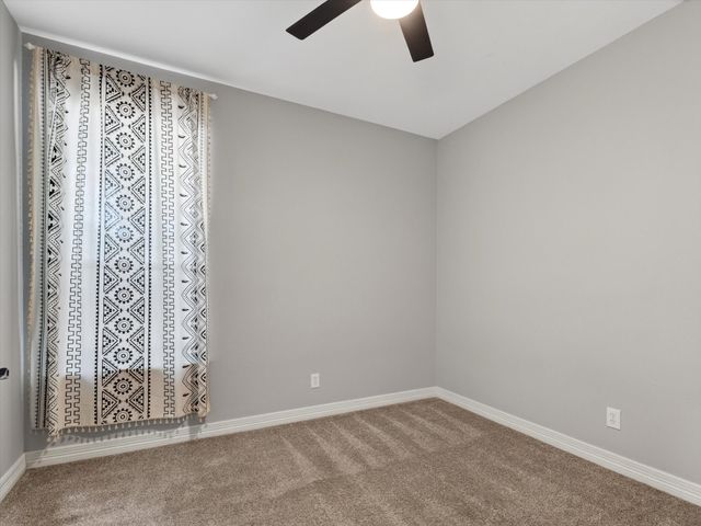 902 N Main Street, Tioga, TX 76271