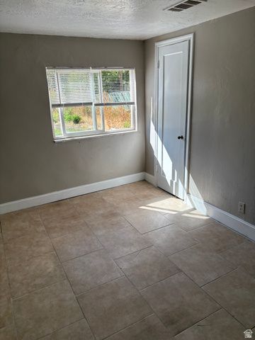 2616 S 800 E, Millcreek, UT 84106