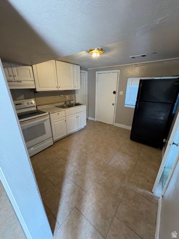 2616 S 800 E, Millcreek, UT 84106