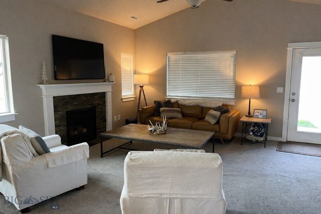 285 Stone Fly DR, Bozeman, MT 59718