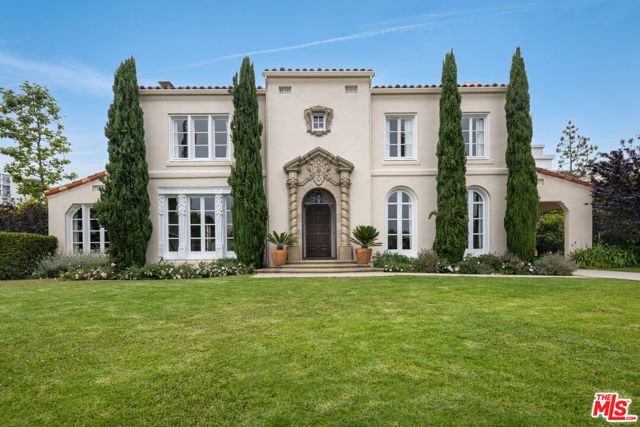205 Georgina Avenue, Santa Monica, CA 90402