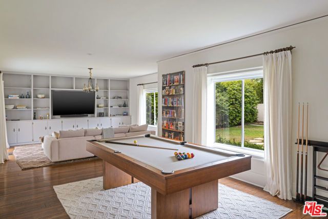205 Georgina Avenue, Santa Monica, CA 90402