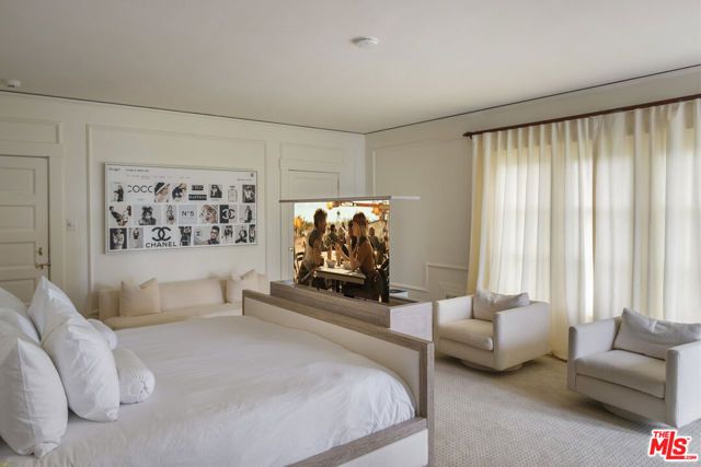 205 Georgina Avenue, Santa Monica, CA 90402