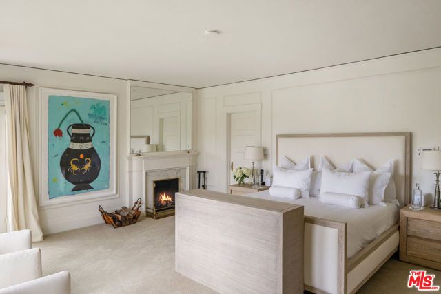 205 Georgina Avenue, Santa Monica, CA 90402