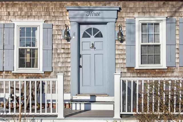 3 Kendall Lane Unit B3, Provincetown, MA 02657