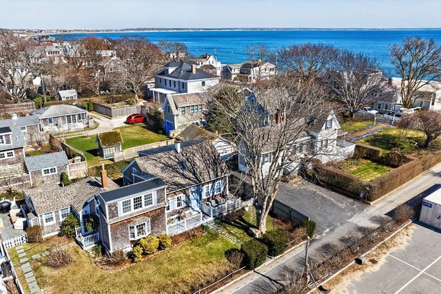 3 Kendall Lane Unit B3, Provincetown, MA 02657