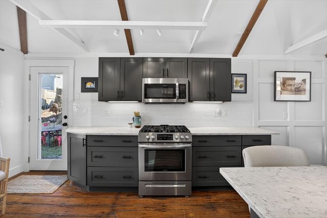 3 Kendall Lane Unit B3, Provincetown, MA 02657