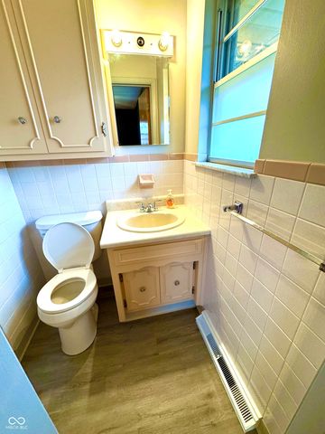 6035 Bluff Acres Drive, Greenwood, IN 46143