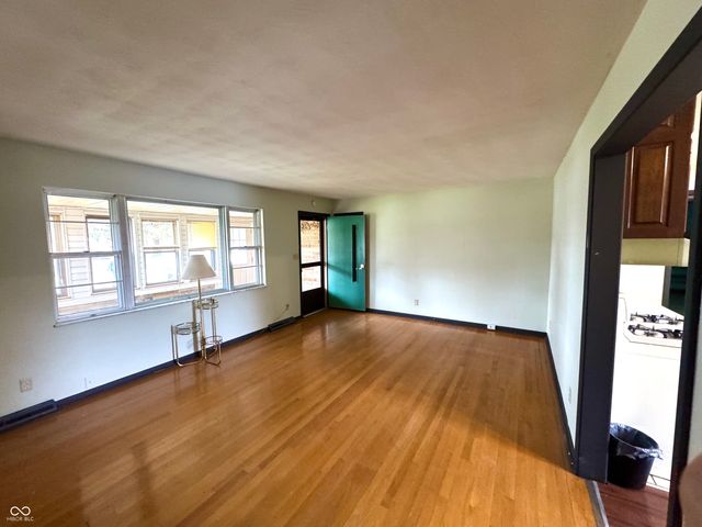 6035 Bluff Acres Drive, Greenwood, IN 46143