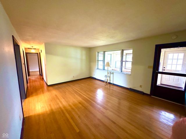 6035 Bluff Acres Drive, Greenwood, IN 46143