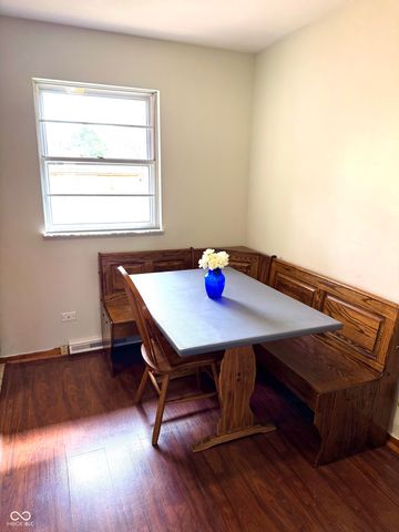 6035 Bluff Acres Drive, Greenwood, IN 46143