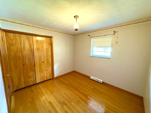 6035 Bluff Acres Drive, Greenwood, IN 46143