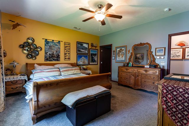 943 Redwood Avenue, Crete, NE 68333