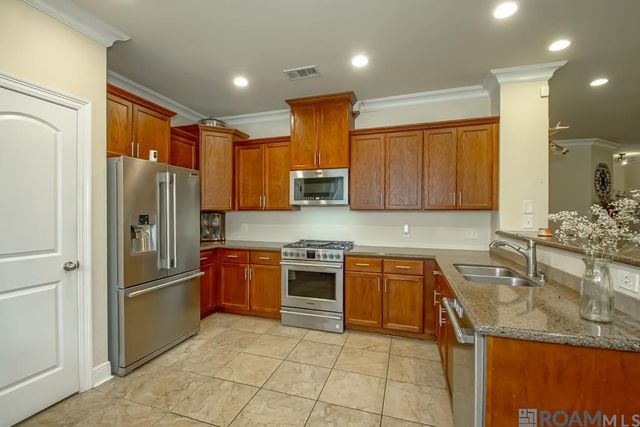 28323 Grand Turk Dr, Denham Springs, LA 70726