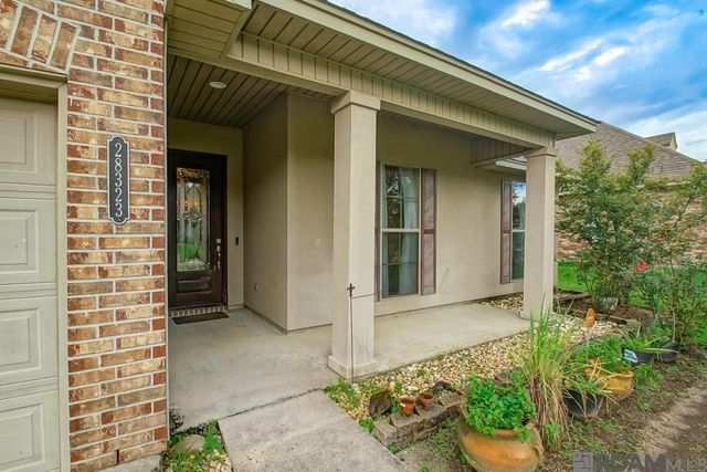 28323 Grand Turk Dr, Denham Springs, LA 70726
