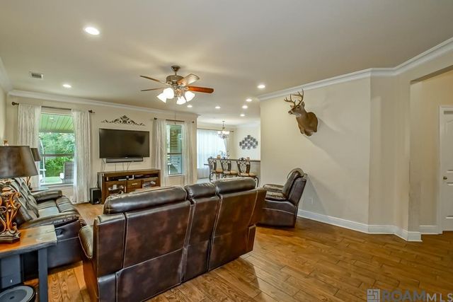 28323 Grand Turk Dr, Denham Springs, LA 70726