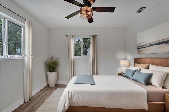 21021 NE 13th Pl, Miami, FL 33179