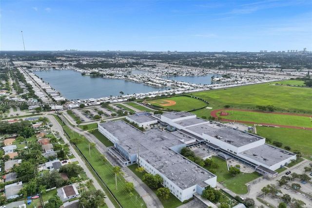 21021 NE 13th Pl, Miami, FL 33179