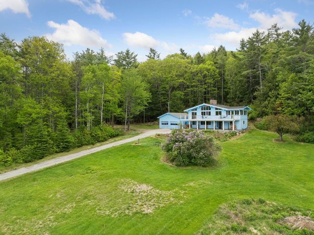 9 Tillinghast Road, Sutton, NH 03260
