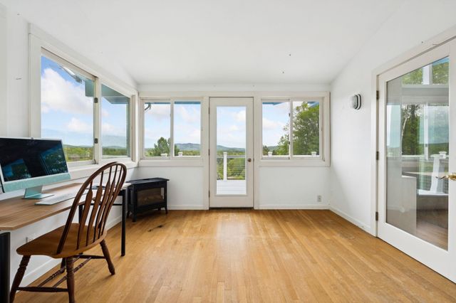9 Tillinghast Road, Sutton, NH 03260