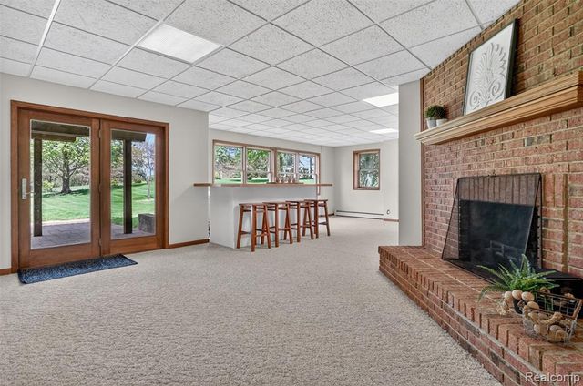 13749 Merrie Meadow Lane, South Lyon, MI 48178