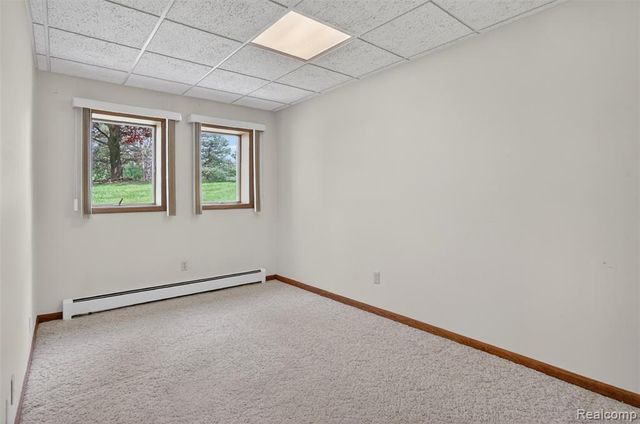 13749 Merrie Meadow Lane, South Lyon, MI 48178