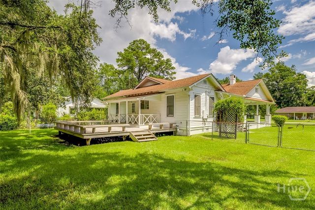 105 Church Street, Bloomingdale, GA 31302