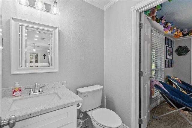 5002 Raford Lane, Santa Fe, TX 77510