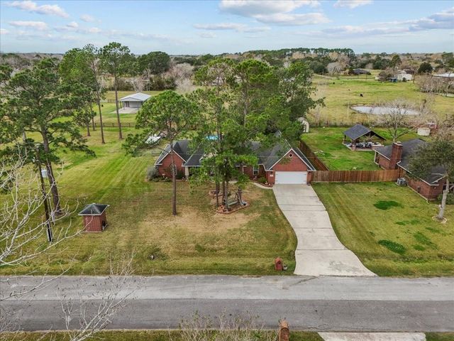 5002 Raford Lane, Santa Fe, TX 77510