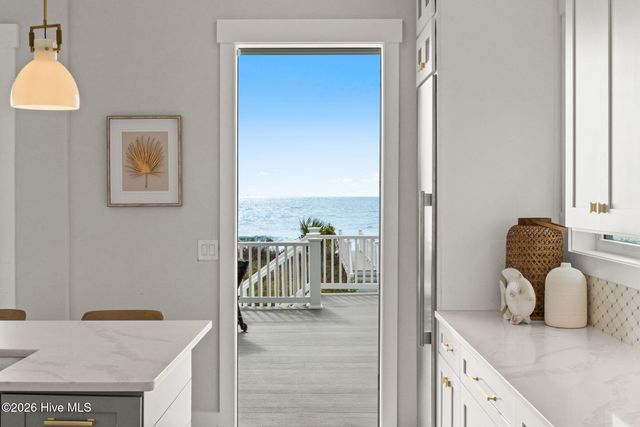 387 W First Street, Ocean Isle Beach, NC 28469