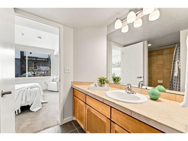 2830 E College Ave 306, Boulder, CO 80303