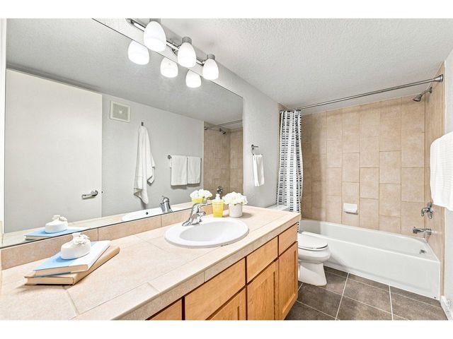 2830 E College Ave 306, Boulder, CO 80303