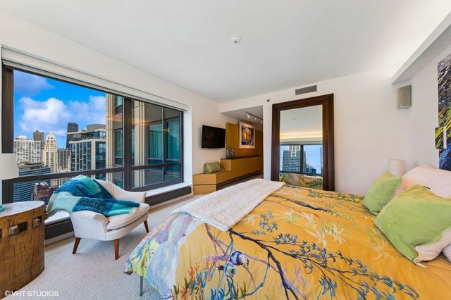 130 N Garland Court 4101, Chicago, IL 60602