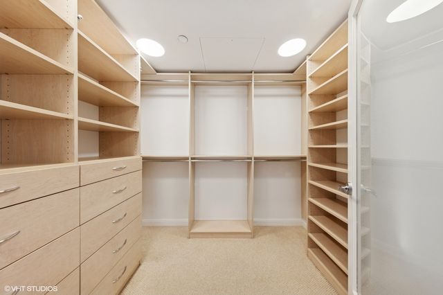 130 N Garland Court 4101, Chicago, IL 60602