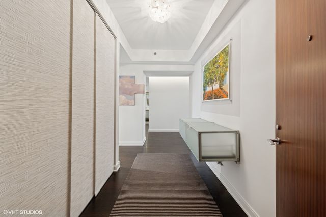 130 N Garland Court 4101, Chicago, IL 60602