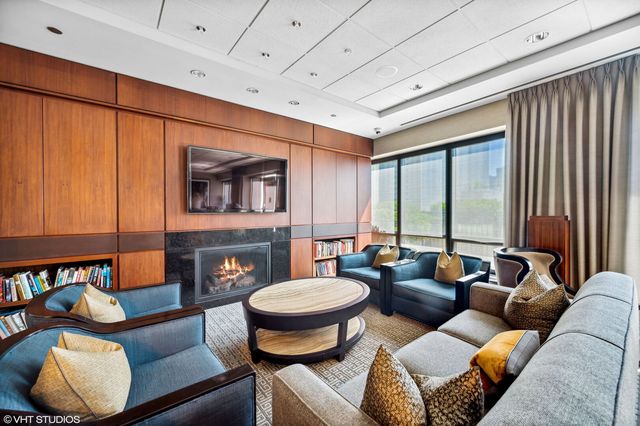 130 N Garland Court 4101, Chicago, IL 60602