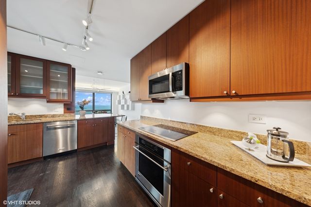 130 N Garland Court 4101, Chicago, IL 60602