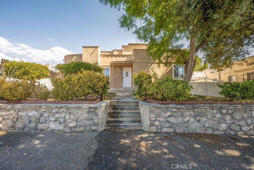 10260 Tujunga Canyon, Tujunga, CA 91042 — exterior