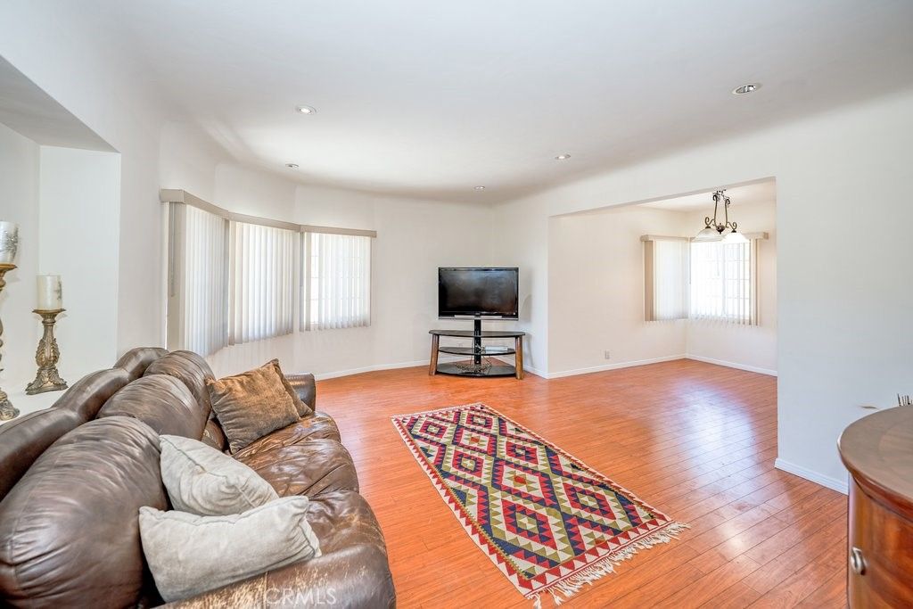 10260 Tujunga Canyon, Tujunga, CA 91042 — photo 4
